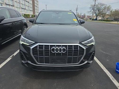 2023 Audi Q3 45 S line Premium Plus