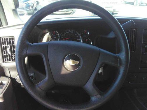 2018 Chevrolet Express 2500 LS