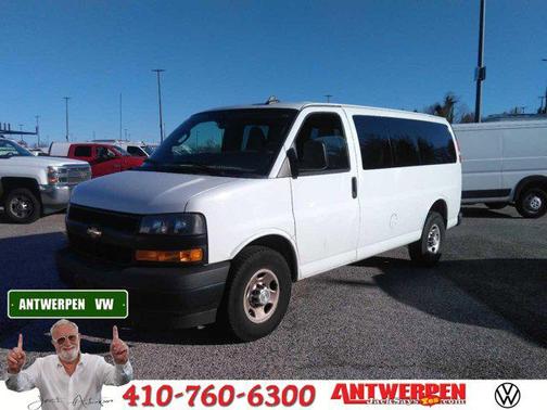2018 Chevrolet Express 2500 LS