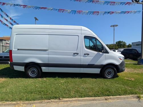 Arctic+White 2025 Mercedes-Benz Sprinter 2500 Standard Roof