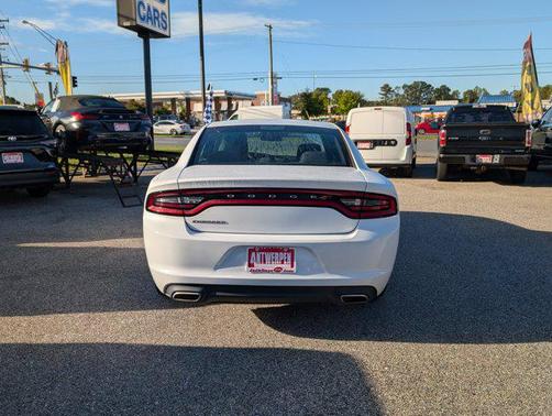 2016 Dodge Charger SE