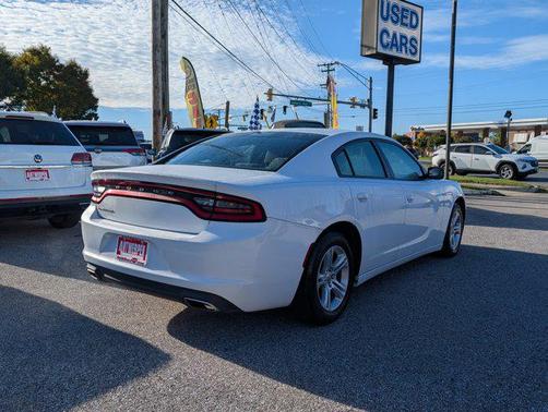 2016 Dodge Charger SE