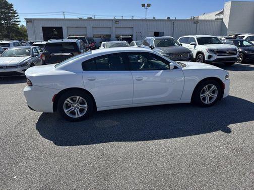 2016 Dodge Charger SE