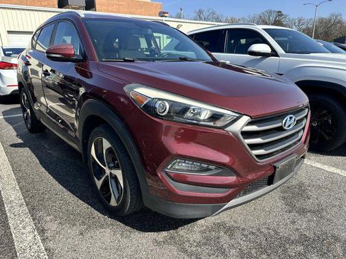 2016 Hyundai TUCSON Sport