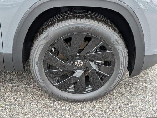 2026 Volkswagen Atlas 2.0T SE w/Technology 4MOTION