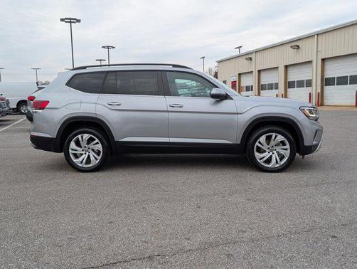 2022 Volkswagen Atlas 3.6L SE w/Technology