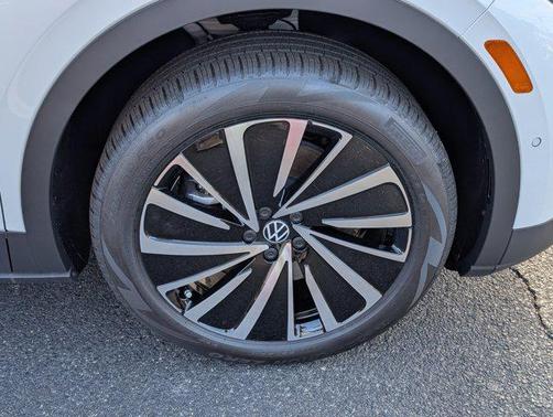 2025 Volkswagen ID.4 AWD Pro