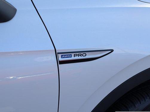 2025 Volkswagen ID.4 AWD Pro
