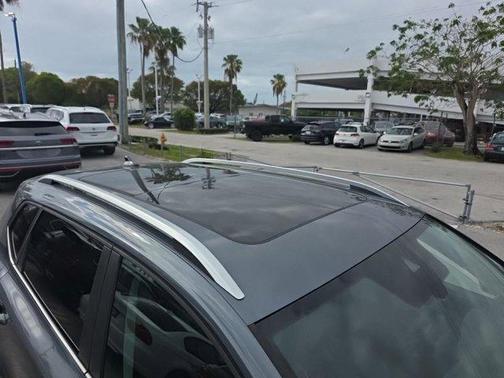 Platinum Gray Metallic 2023 Volkswagen Taos 1.5T SE