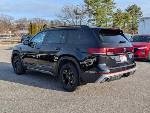 2026 Volkswagen Atlas Peak Edition