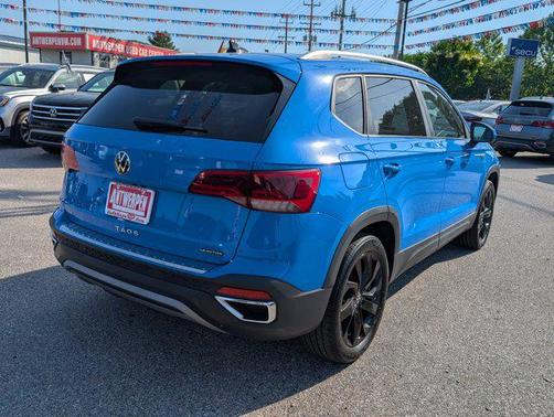 Cornflower Blue 2023 Volkswagen Taos 1.5T SE