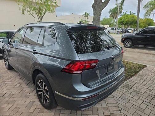Platinum Gray Metallic 2023 Volkswagen Tiguan 2.0T S