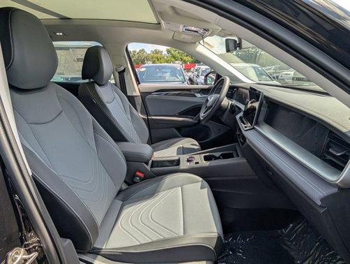 2025 Volkswagen Tiguan 2.0T SE 4MOTION
