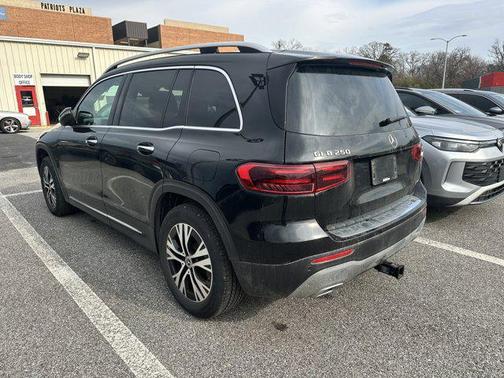2025 Mercedes-Benz GLB 250 4MATIC