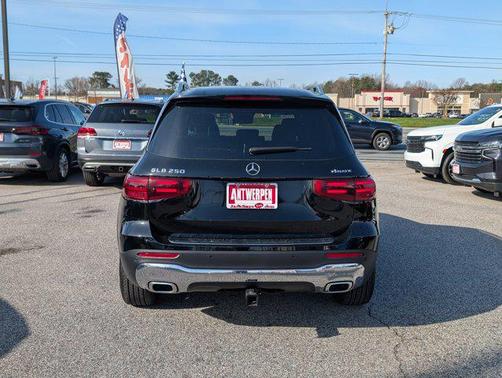 2025 Mercedes-Benz GLB 250 4MATIC