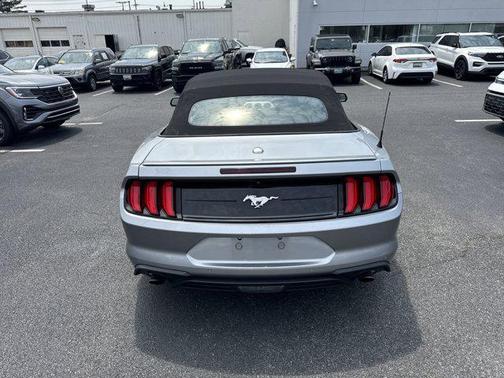 2022 Ford Mustang EcoBoost Premium