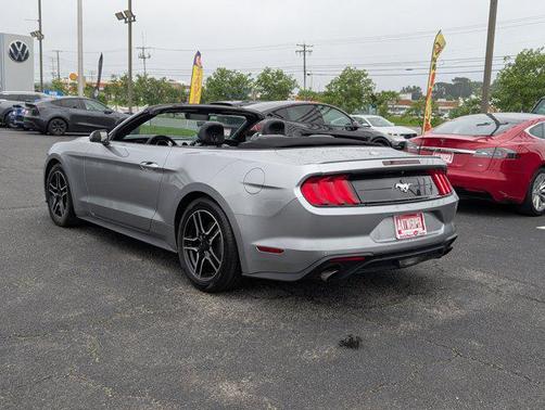 2022 Ford Mustang EcoBoost Premium