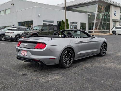 2022 Ford Mustang EcoBoost Premium