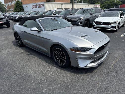 2022 Ford Mustang EcoBoost Premium