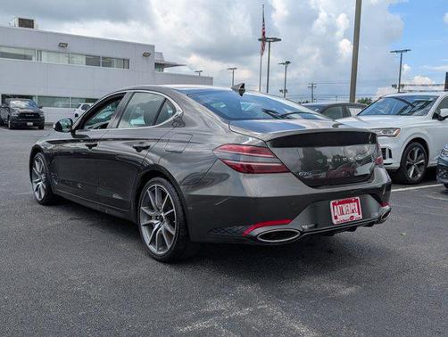 2024 Genesis G70 2.5T RWD