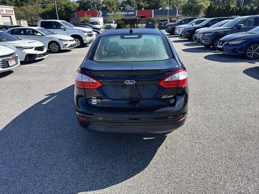 2017 Ford Fiesta SE