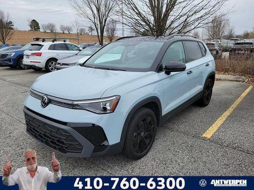 2025 Volkswagen Taos 1.5T SE Black