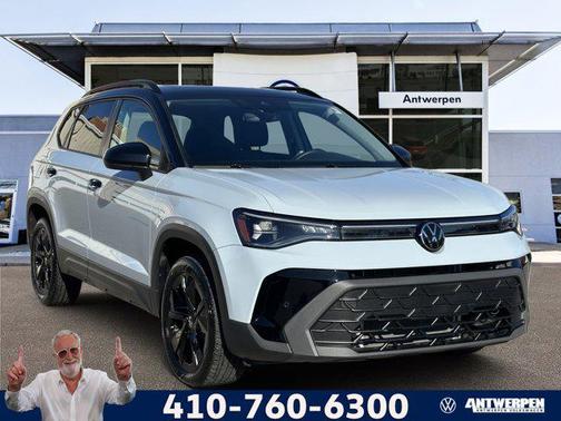 2025 Volkswagen Taos 1.5T SE Black