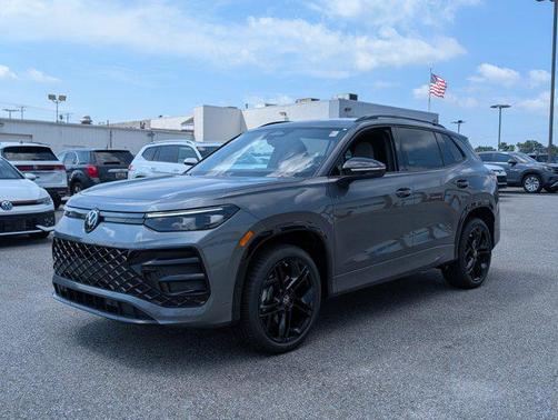 2025 Volkswagen Tiguan 2.0T SE R-Line Black 4MOTION