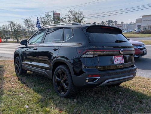 2025 Volkswagen Taos 1.5T SEL