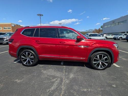 2025 Volkswagen Atlas 2.0T SEL Premium R-Line 4MOTION