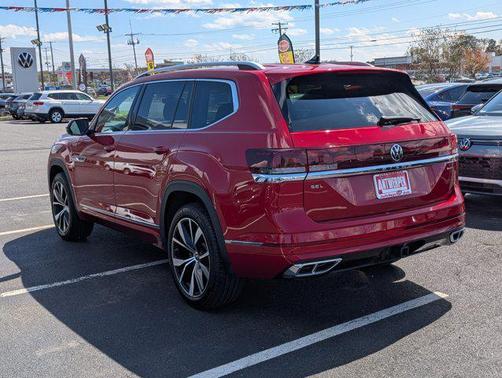 2025 Volkswagen Atlas 2.0T SEL Premium R-Line 4MOTION