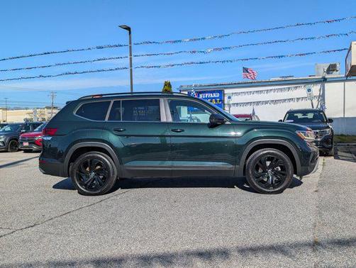 2022 Volkswagen Atlas 3.6L SE w/Technology