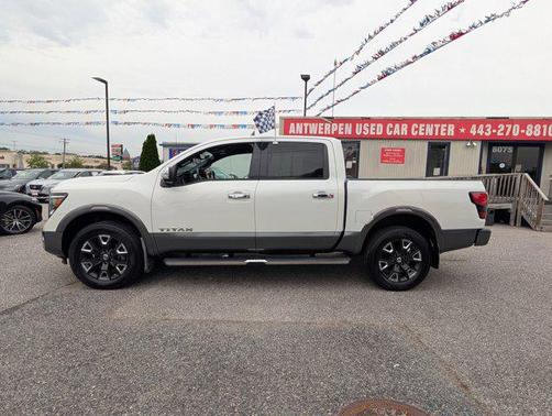 2021 Nissan Titan Platinum Reserve