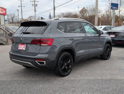2022 Volkswagen Taos 1.5T SE