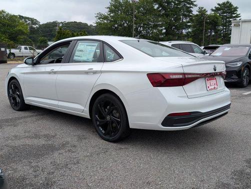 2025 Volkswagen Jetta 1.5T SE