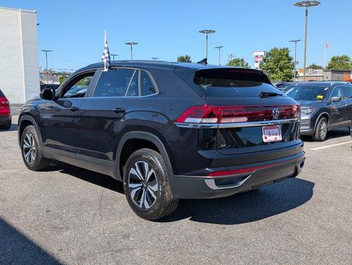 2024 Volkswagen Atlas Cross Sport 2.0T SE