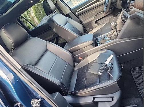 2022 Volkswagen Atlas 3.6L SE w/Technology