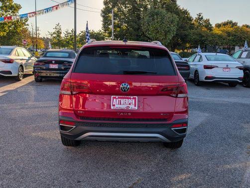 2024 Volkswagen Taos 1.5T SEL