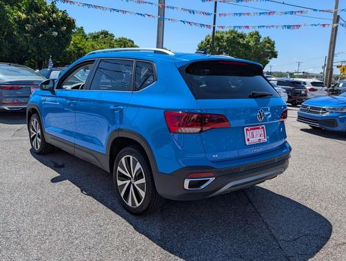 Blue 2022 Volkswagen Taos 1.5T SE