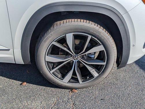 2026 Volkswagen Atlas Cross Sport 2.0T SEL Premium