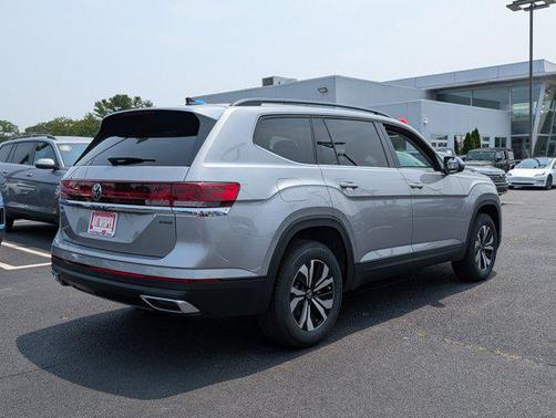 2025 Volkswagen Atlas 2.0T SE