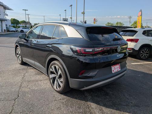 Mythos Black Metallic 2022 Volkswagen ID.4 Pro S