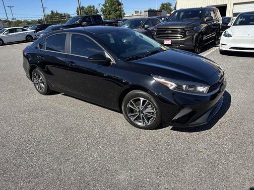 2022 Kia Forte LXS