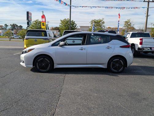 2023 Nissan Leaf SV PLUS 60 kWh