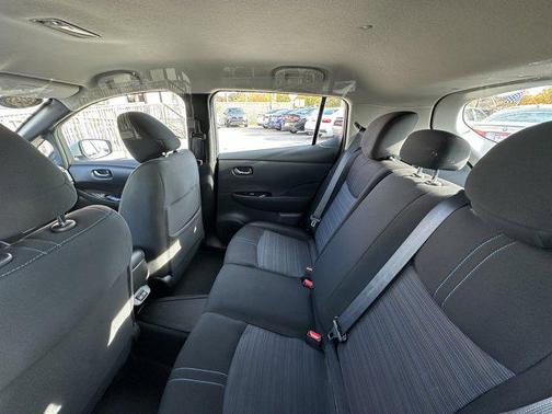 2023 Nissan Leaf SV PLUS 60 kWh