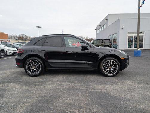 2018 Porsche Macan Sport Edition
