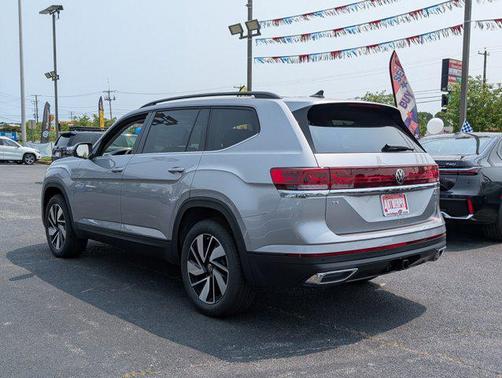 2025 Volkswagen Atlas 2.0T SE w/Technology 4MOTION