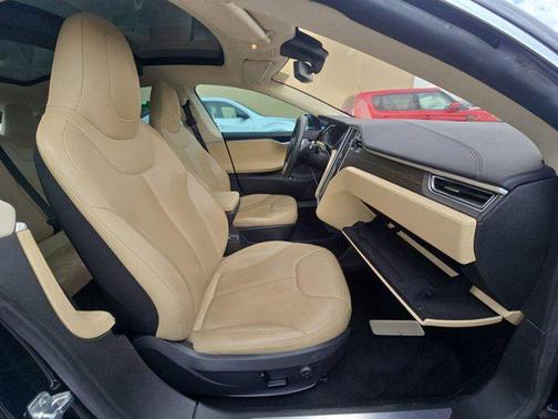 2015 Tesla Model S 60