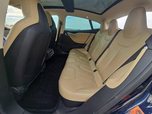 2015 Tesla Model S 60