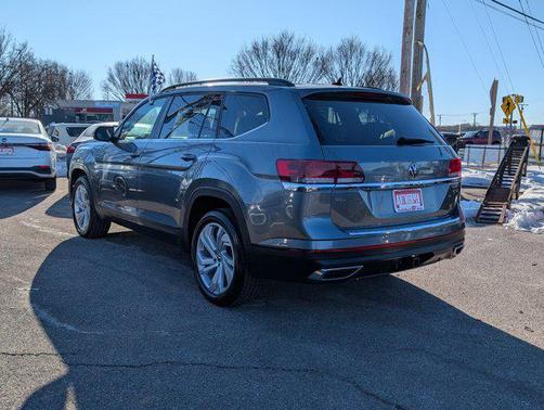 2022 Volkswagen Atlas 3.6L SE w/Technology